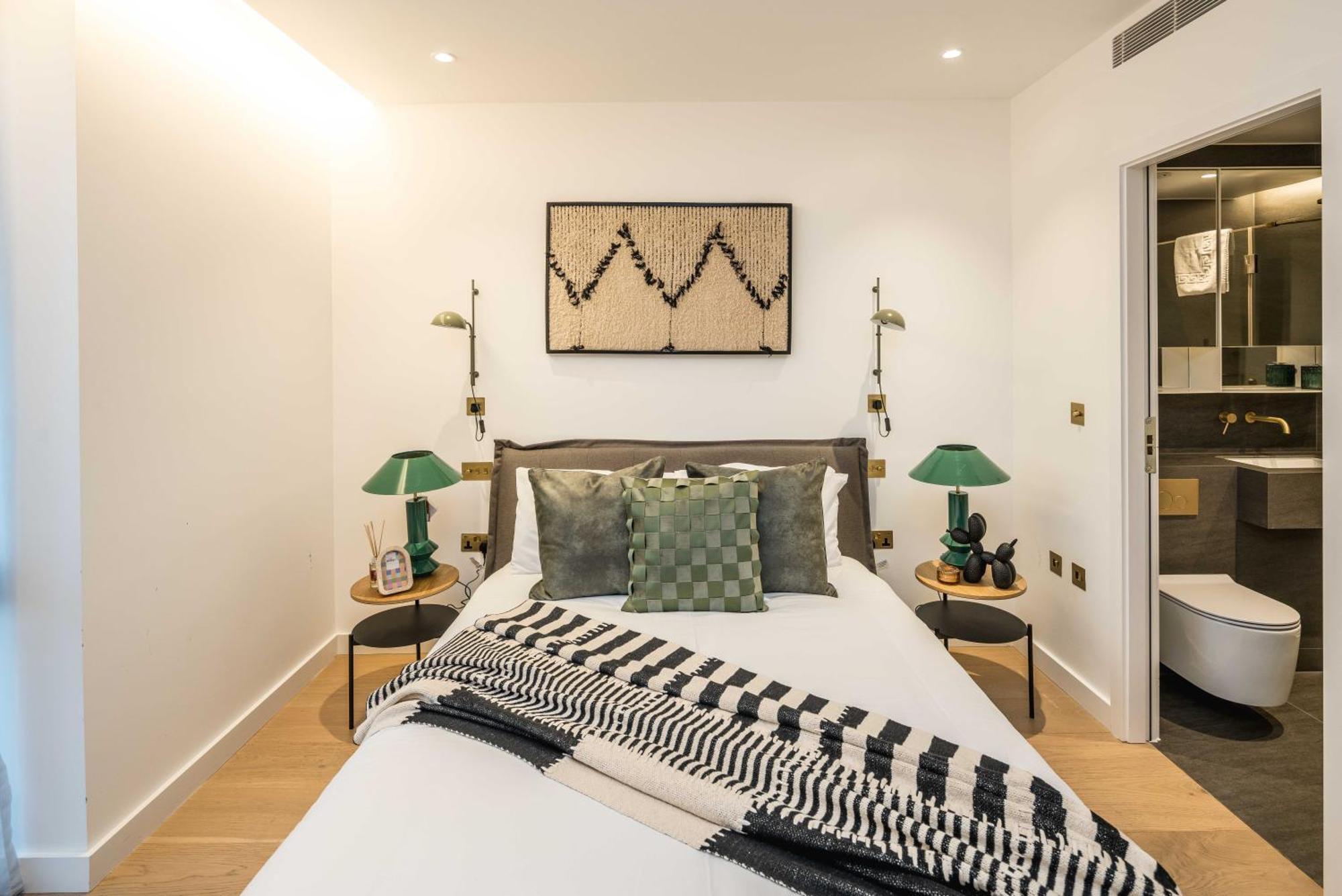 Kings Cross-luxury-sunset City View-gym-office Place-elevator Aparthotel