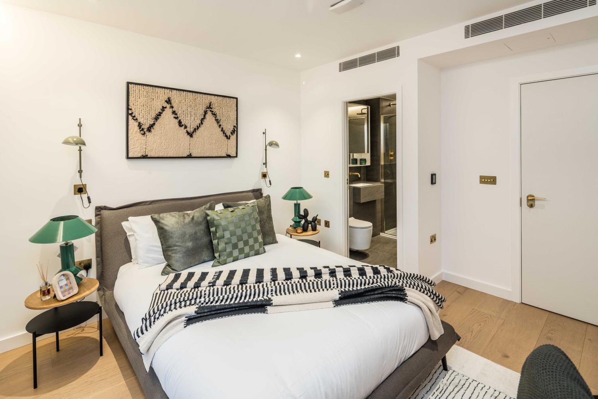 Kings Cross-luxury-sunset City View-gym-office Place-elevator